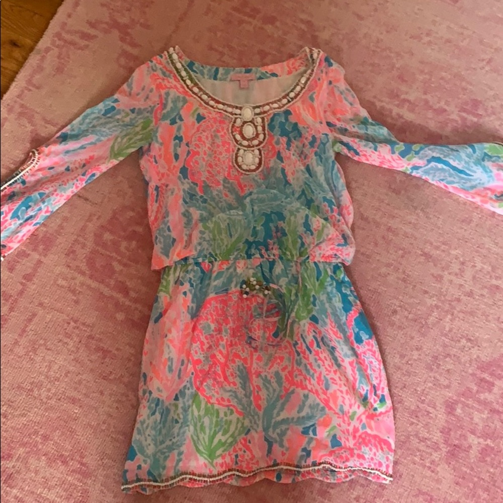 ✨Lilly Pulitzer Dress. Ties at the waist.✨